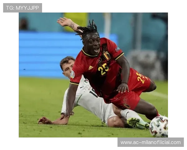 卢卡库强突倒地铲射，比利时边路推进加速引爆全场