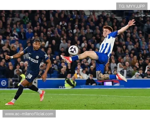 切尔西前锋禁区抽射形成赛季最佳进球——速度、精准与坚持的交汇 切尔西前锋禁区抽射形成赛季最佳进球——速度、精准与坚持的交汇