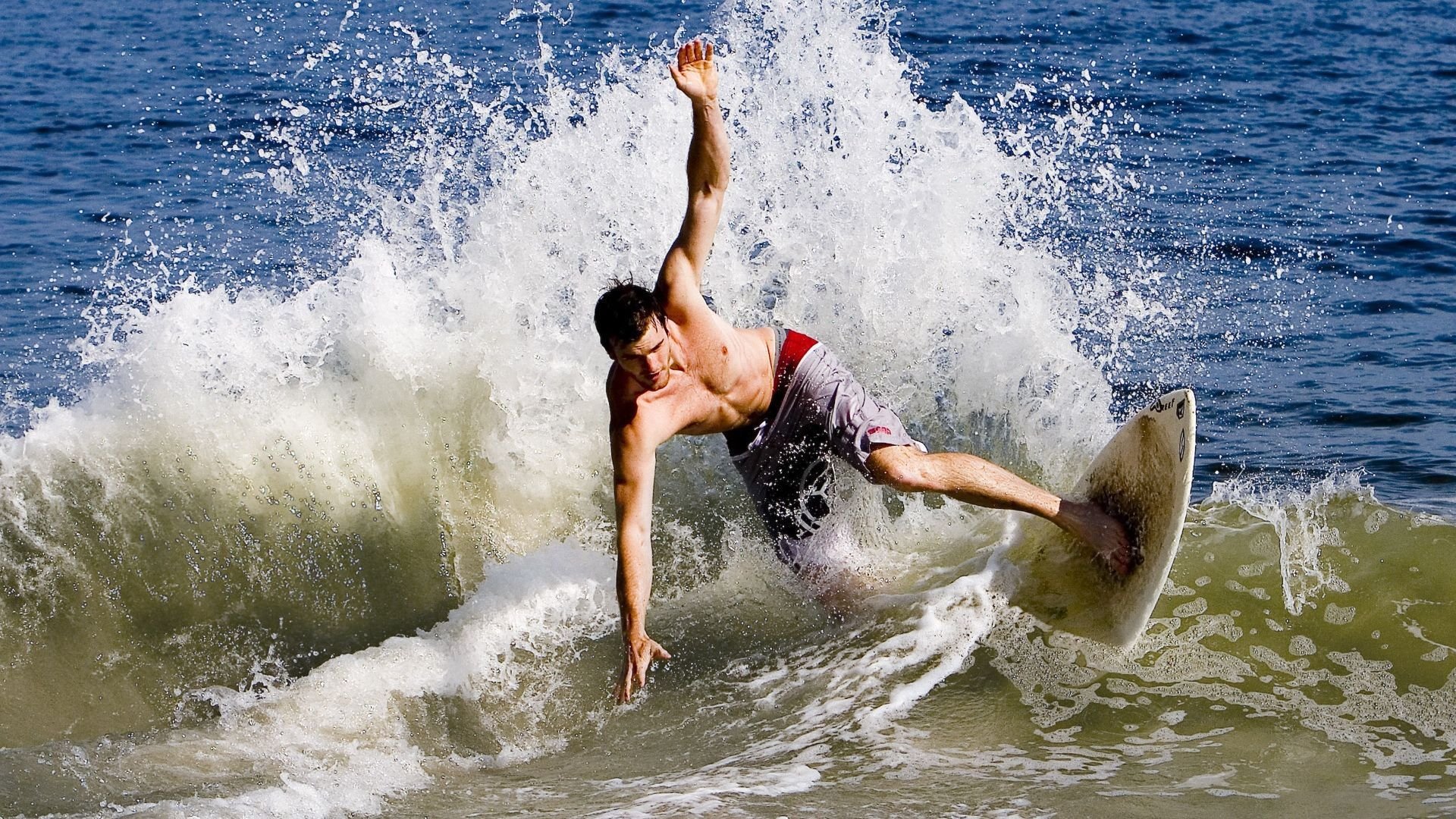 拜仁进攻火力惊动欧洲